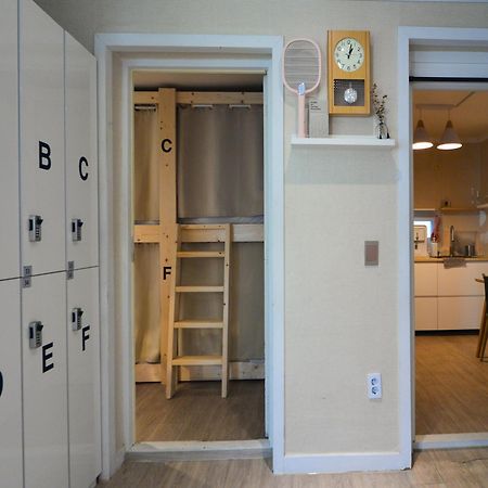 Helloworld Guesthouse Сеул Екстер'єр фото