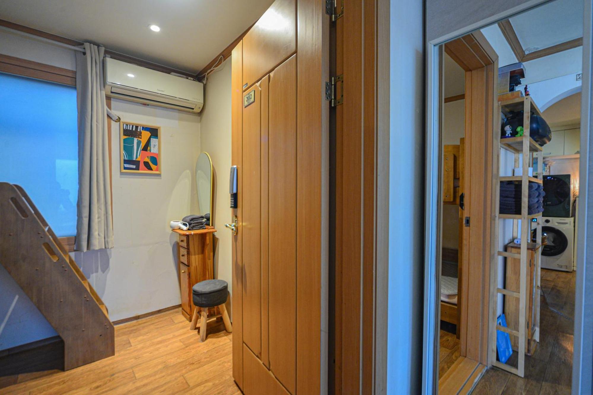 Helloworld Guesthouse Сеул Екстер'єр фото