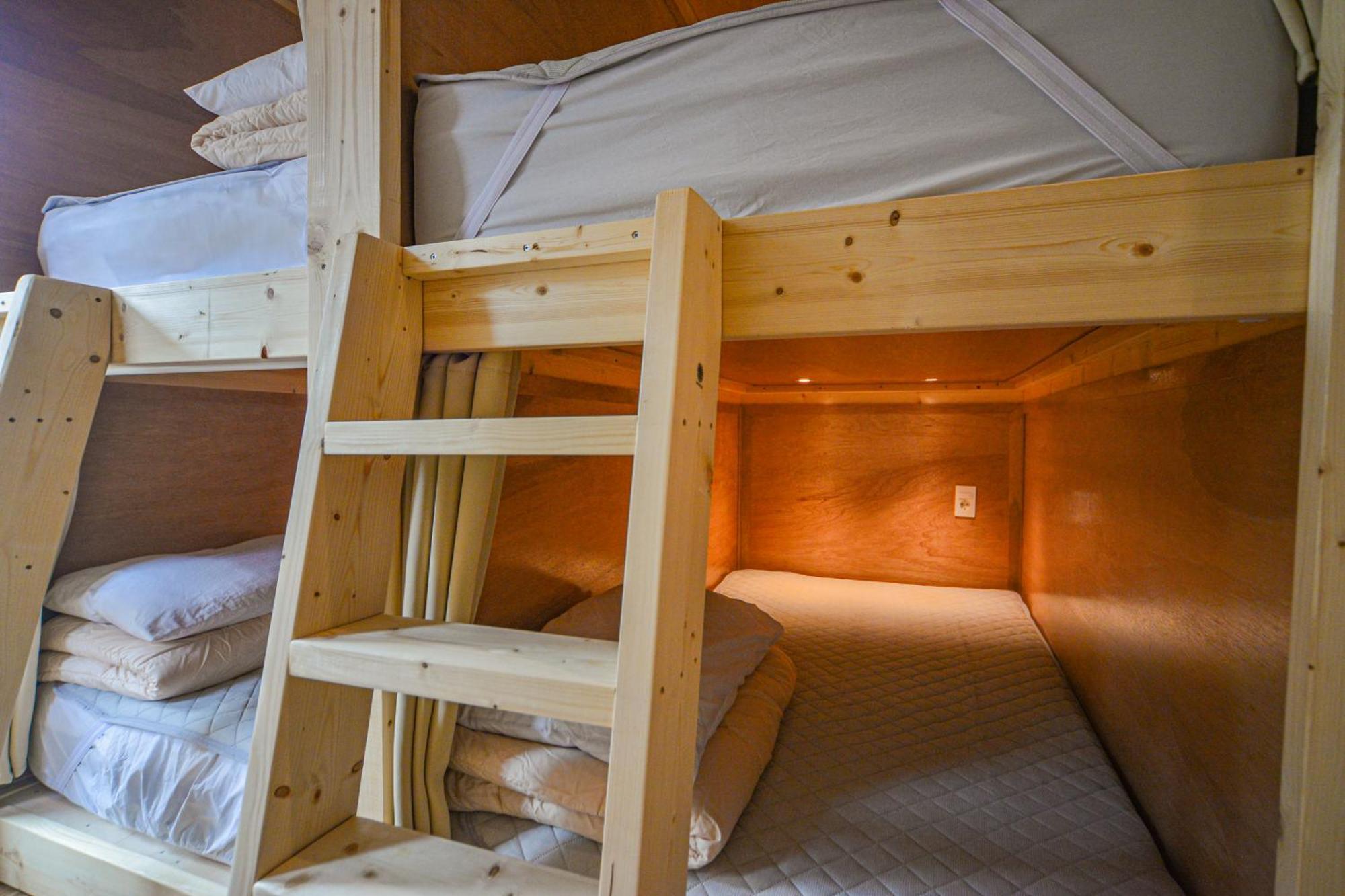 Helloworld Guesthouse Сеул Екстер'єр фото